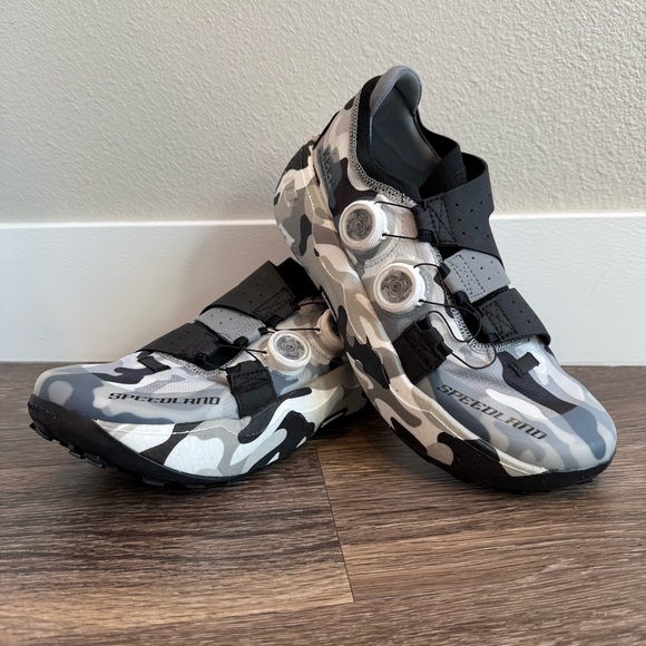 Kids Camouflage Sneakers - Picture 7 of 10